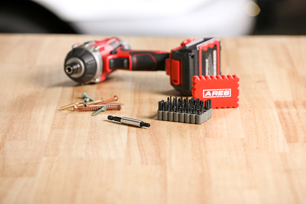 ARES 31009 - Juego de puntas de seguridad de acero S2 de 33 piezas con soporte de extensión magnética para puntas