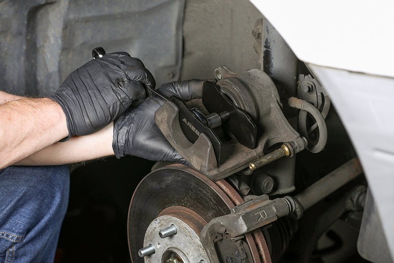 Universal Brake Pad Spreader