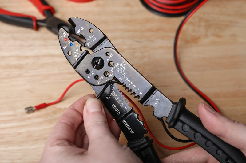 9-inch Wire Crimper and Cutter Electrical Multi-Tool