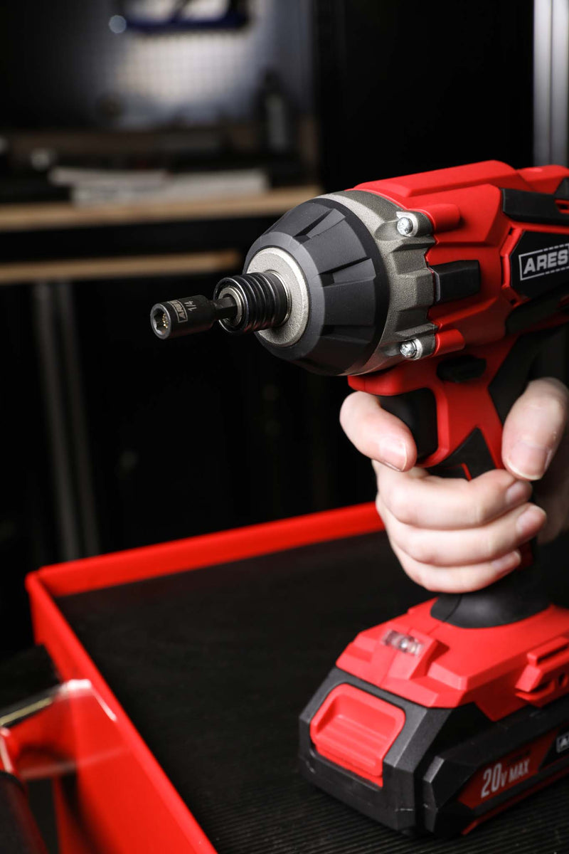 4V Max* Cordless Screwdriver With 1-Inch Screwdriver Bits